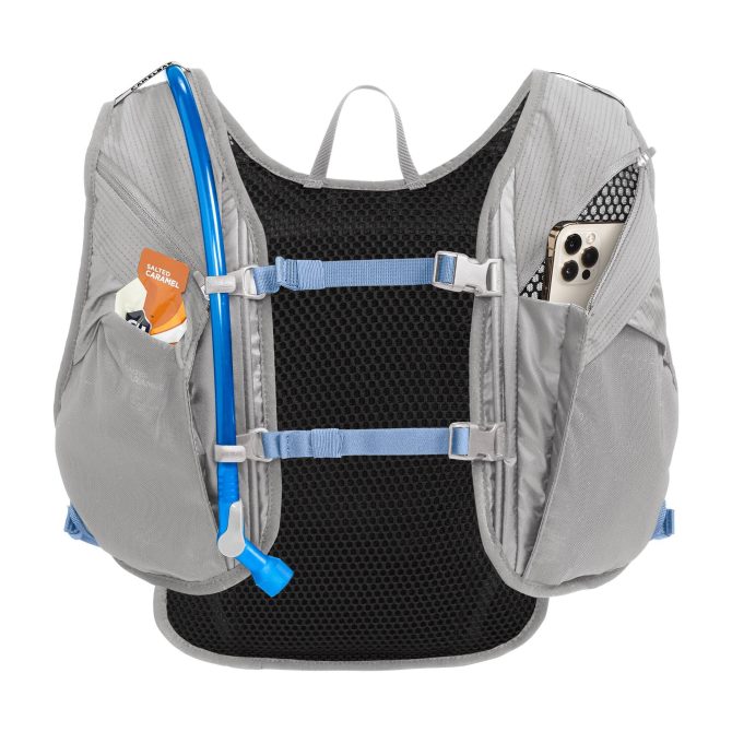 Women's Chase™ Race 4 Hydration Vest with Crux® 1.5L Reservoir - Image 5
